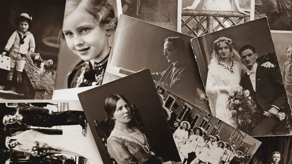 Diversas fotografias em preto e branco.